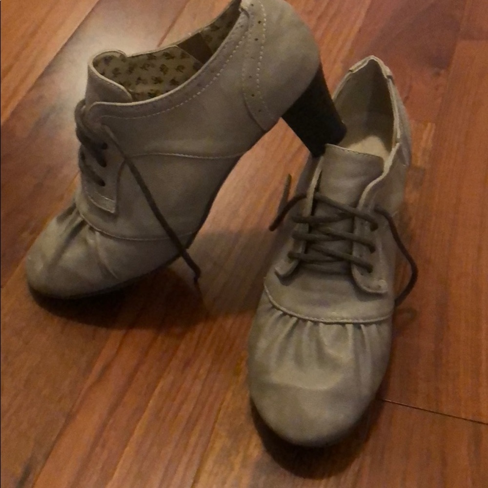 Tan ankle boots